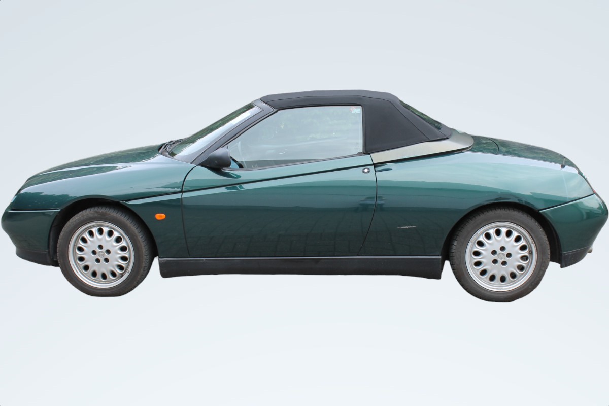 Alfa Spider 916 convertible top