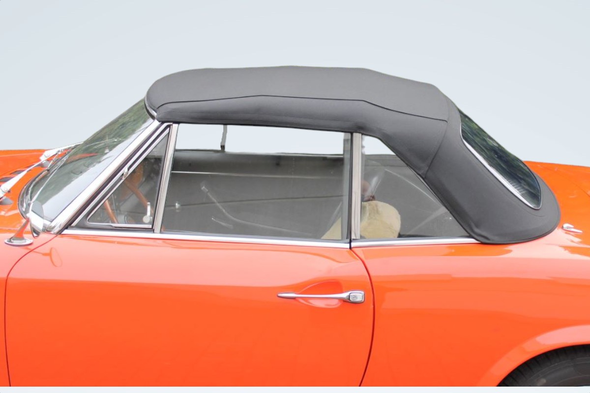Fiat Spider 124 `66-`77 convertible top Fiat Spider 124 `66-`77 convertible top